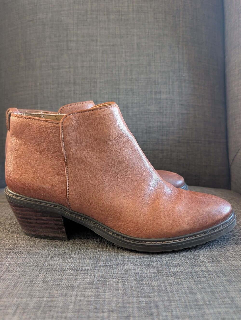 Sam Edelman Size 7 Pryce Brown Leather Ankle Bootie - Classic Chelsea Heel